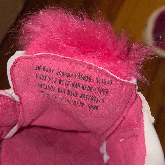 ❤️ Juicy Couture Pink Fluffy 3M Shoes - Picture 8 of 12